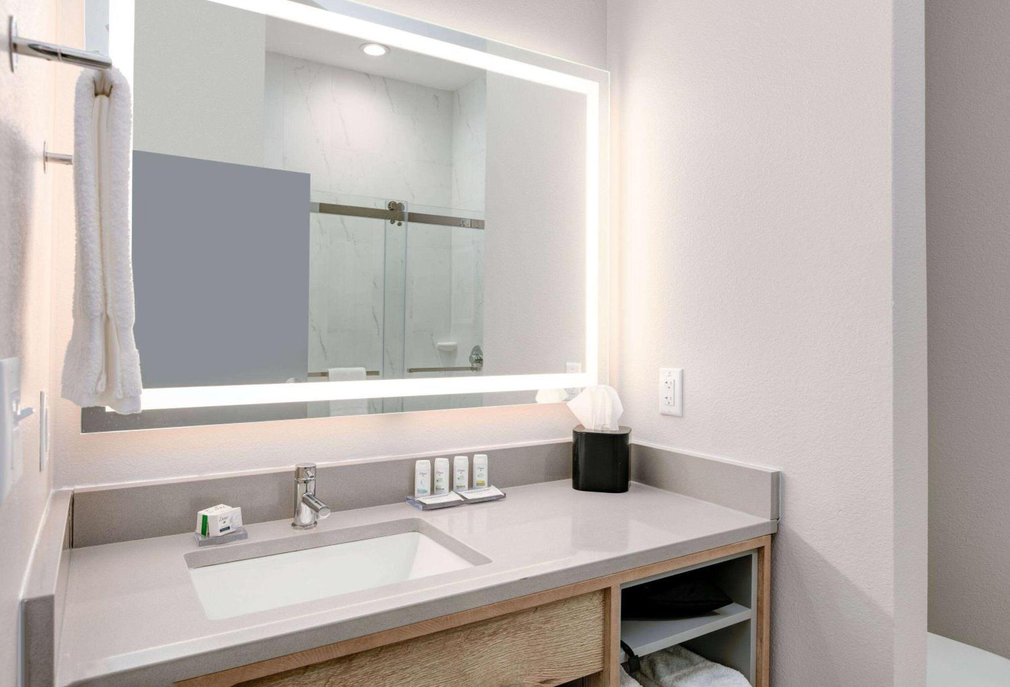 The Elm, A Ramada By Wyndham Hotell Little Elm Eksteriør bilde